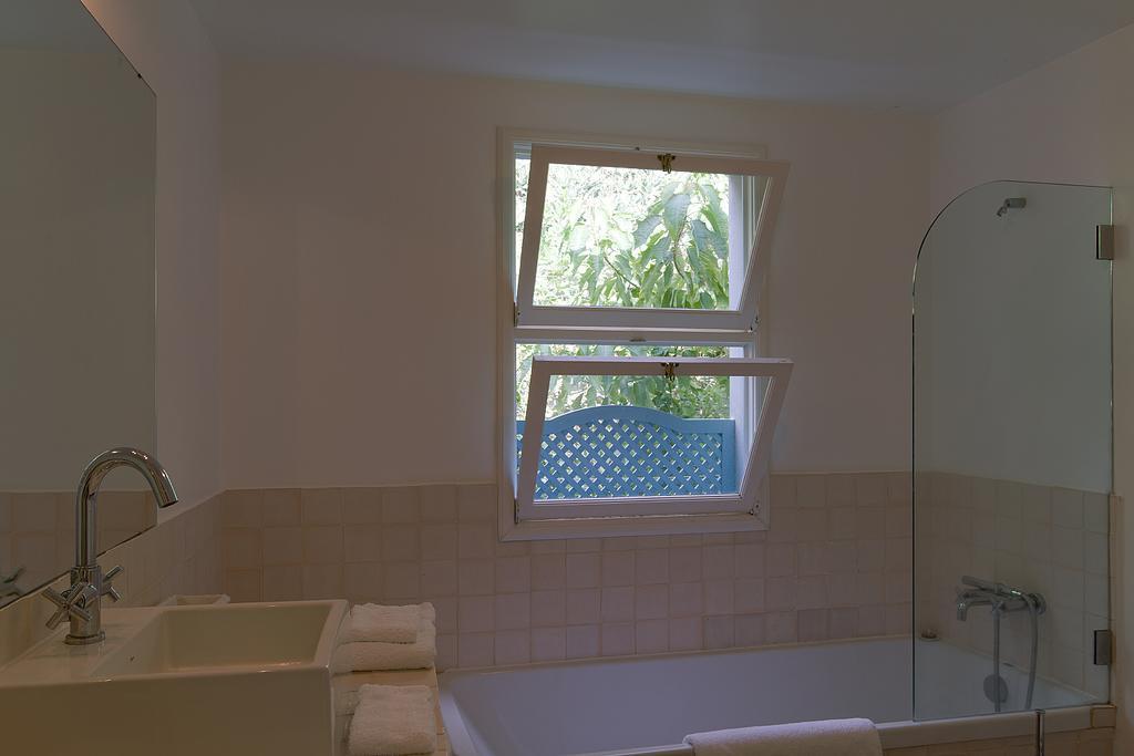 Casa Da Madalena Do Mar Villa Room photo